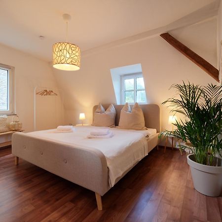 Gemuetliche Fewo Nahe Der Mosel - Perfekt Fuer Familien & Weinliebhaber Bis 7 Personen - Top Lage - Traben-Trarbach Bagian luar foto